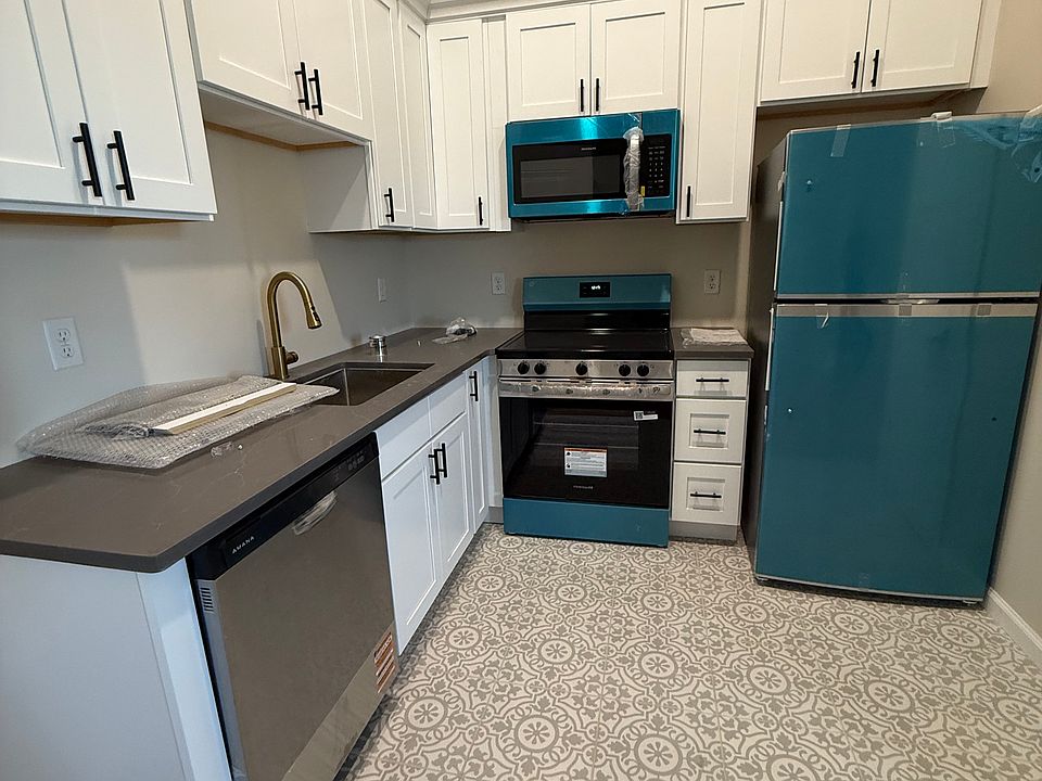 1st image of 3003 Genesee St #1