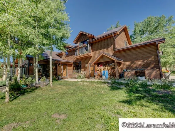 135 E North Fork Rd, Centennial, WY 82055