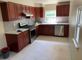 2014 E Huntingdon St, Philadelphia, PA 19125