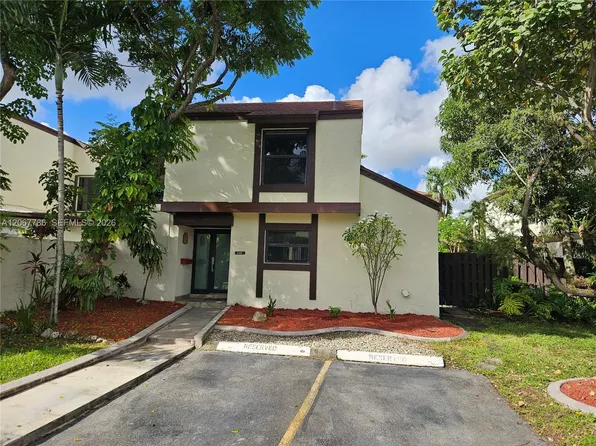 540 NW 99th Pl #540, Miami, FL 33172