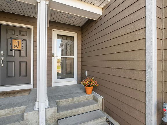 3rd image of 18364 Glasswort Dr