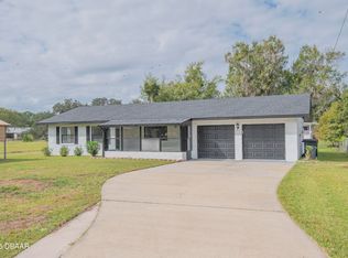 2082 Shady Ln, Geneva, FL 32732