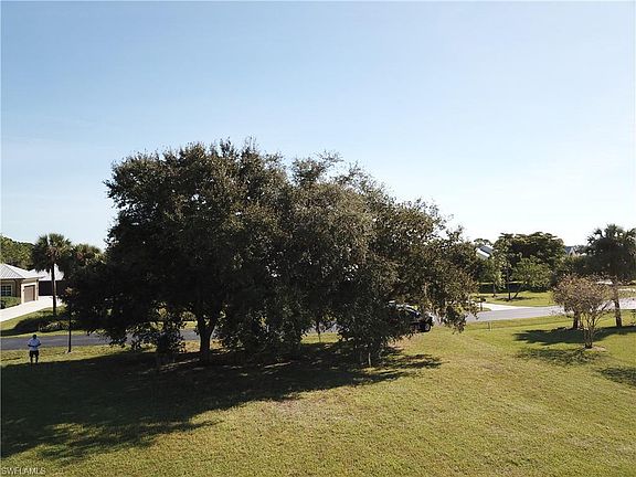 3rd image of 18231 Riverwind Dr