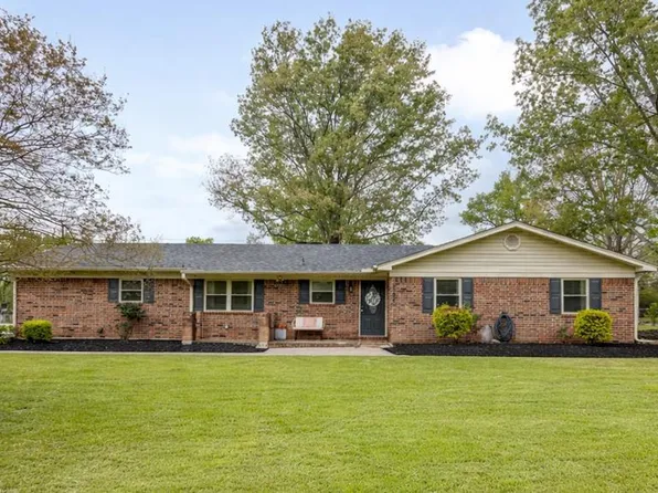 7205 Chaparral St, Texarkana, TX 75503