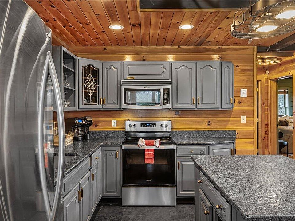 25th image of this home