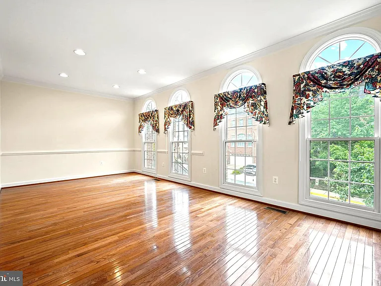 4519 Fair Valley Dr — Photo 20