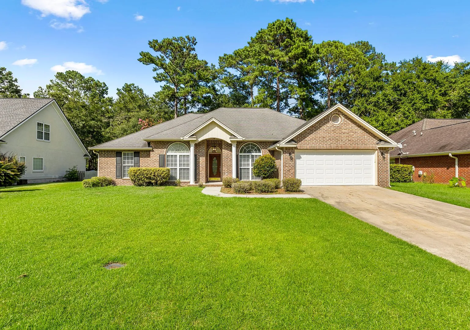 Deep Water Community - 4 Bed, 2 Bath Brick Home in Waterford Landing — Photo 1