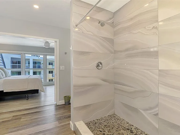 2400 N Beach Rd #17 — Photo 33