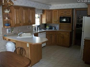 2nd image of 9257 Stoney Creek Ln