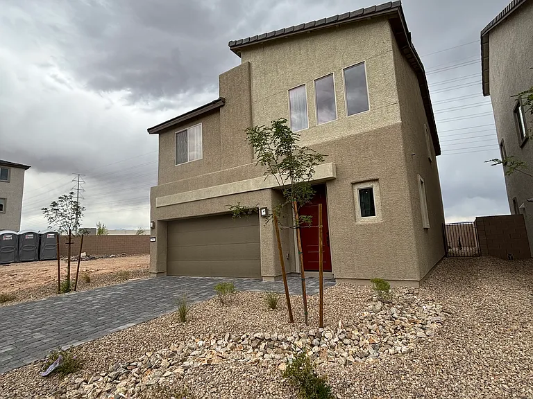 W Quail Ave — Photo 34