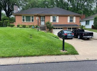 8307 E 49th Ter, Kansas City, MO 64129