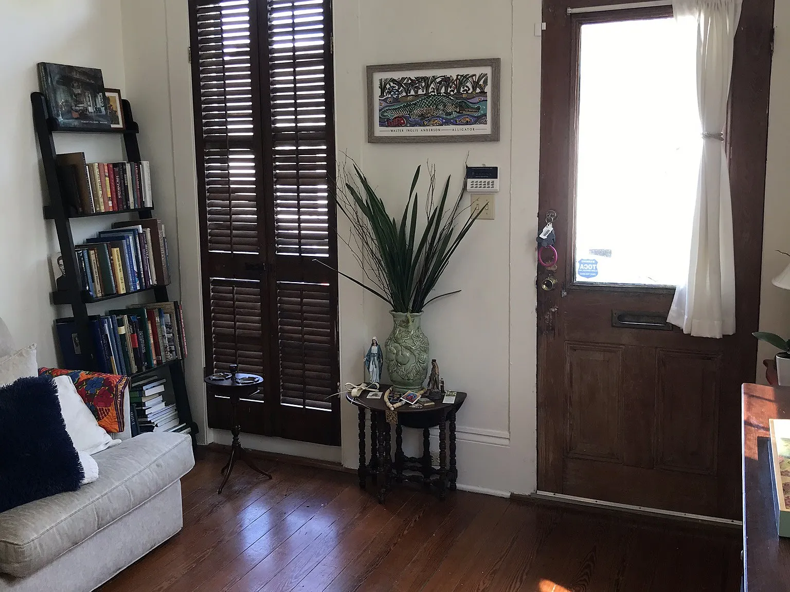 6068 Annunciation St — Photo 3