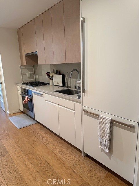 1st image of 877 Francisco St #877