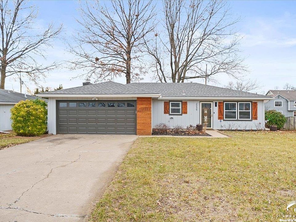 1st image of 2239 Melholland Rd