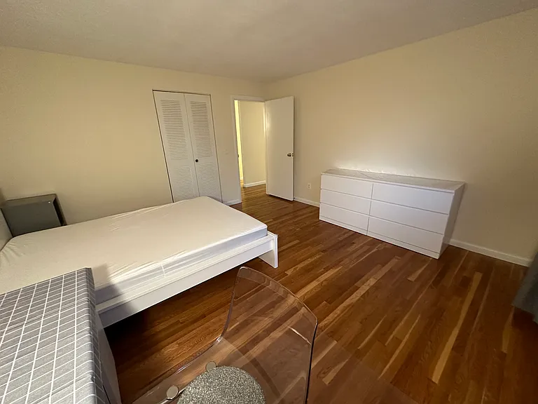 205 Kent St #66 — Photo 3