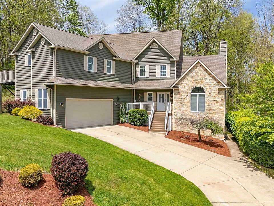 1st image of 1020 Deerwood Dr