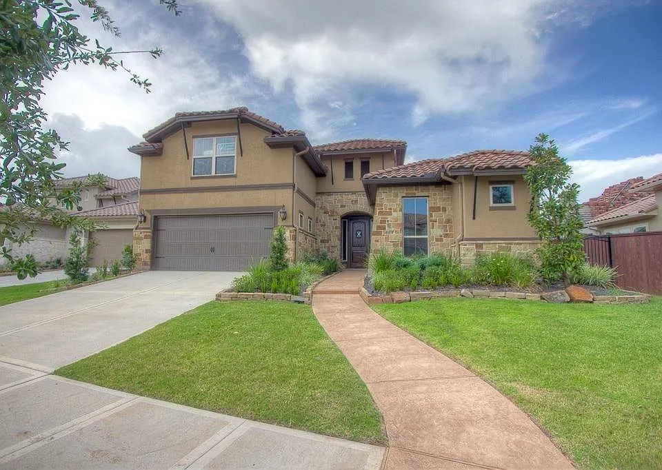 63 Silent Circle Dr