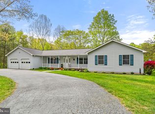 5130 Thorpe Hill Rd, Marshall, VA 20115