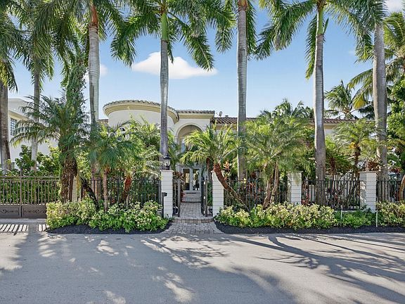 2nd image of 519 Royal Plaza Drive