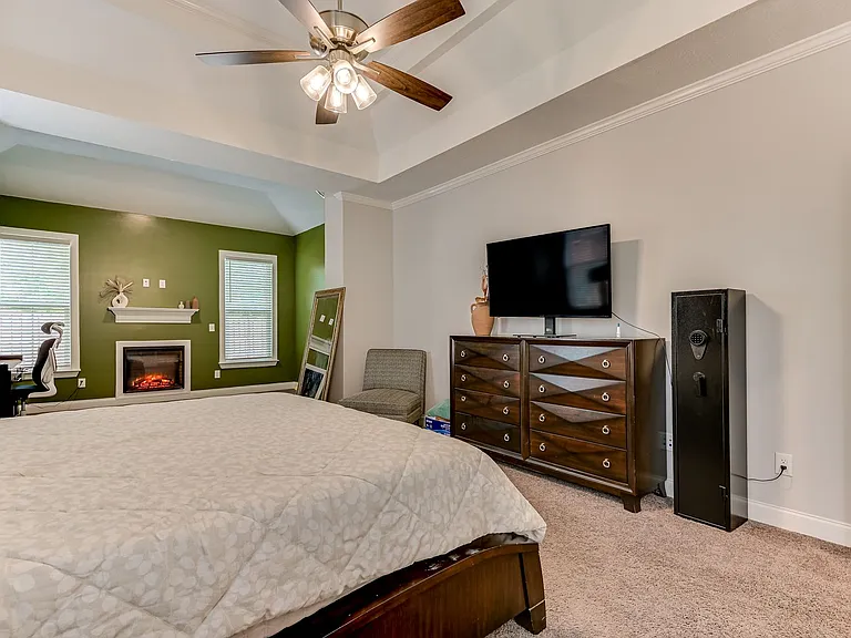 1213 Elbron Dr — Photo 22