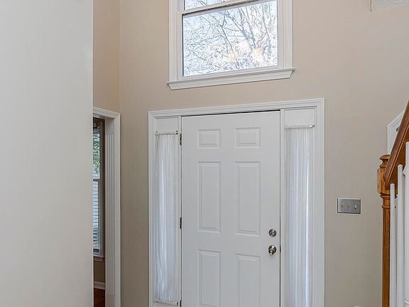 4th image of 608 Scotch Pine Cir