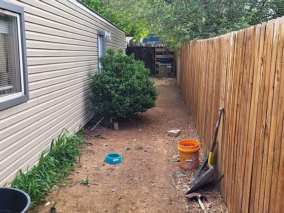 4th image of 9069 Mandel St
