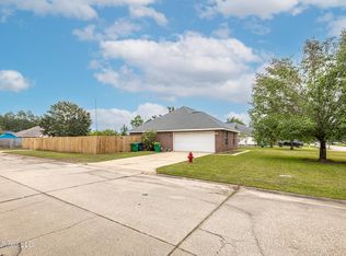 7020 Bayou Landing Dr, Ocean Springs, MS 39564