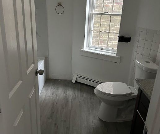 5th image of 513 Stuyvesant Ave