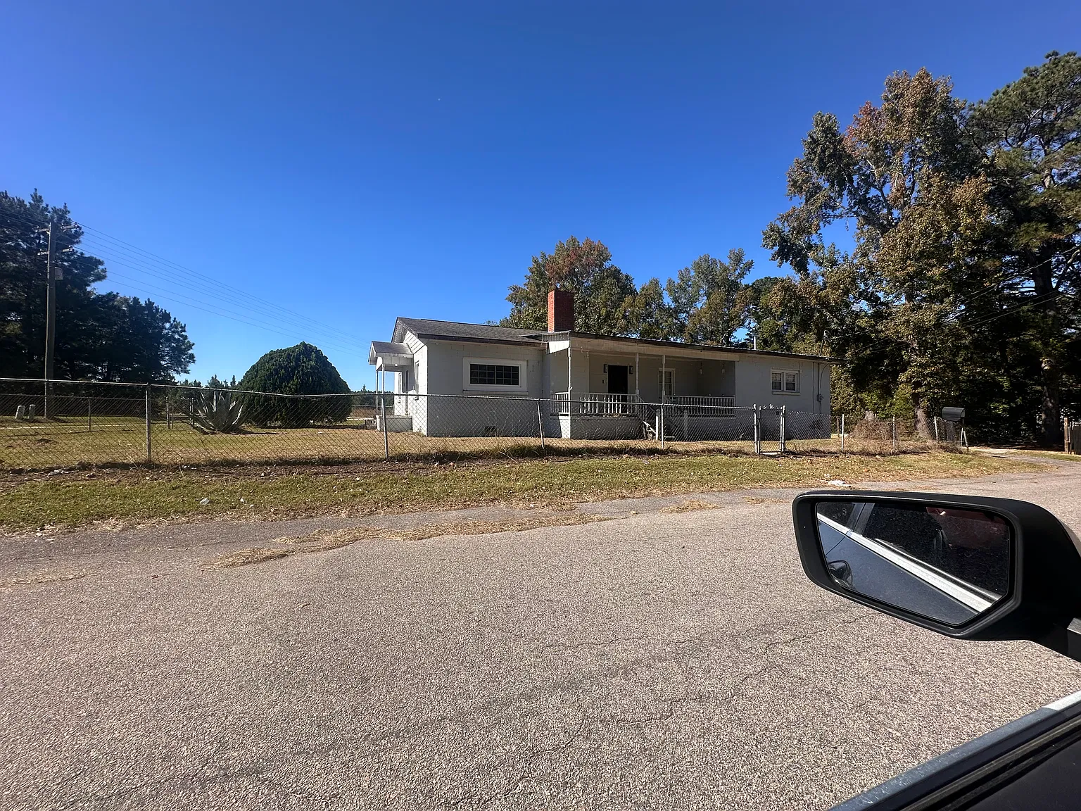 4 bed, 2500 sqft, $1,300 — Photo 4