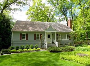 99 Harris Rd, Katonah, NY 10536