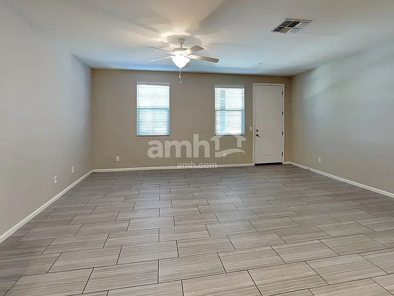 20769 W Thomas Rd — Photo 6
