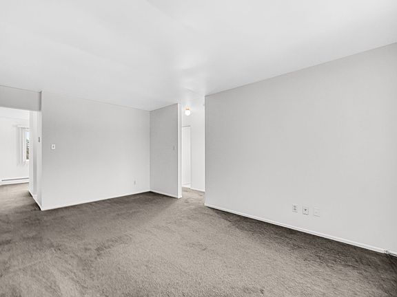 5th image of 8199 Mount Ct #D
