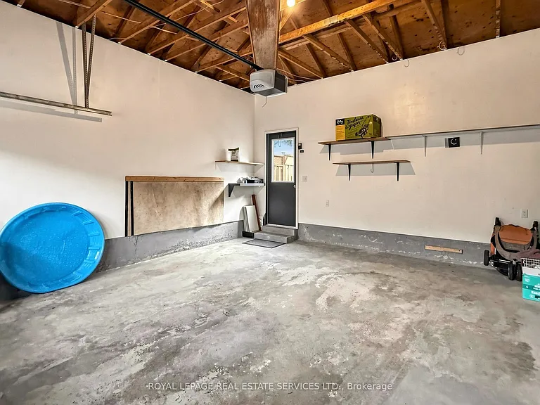 5837 Rainberry Dr — Photo 48