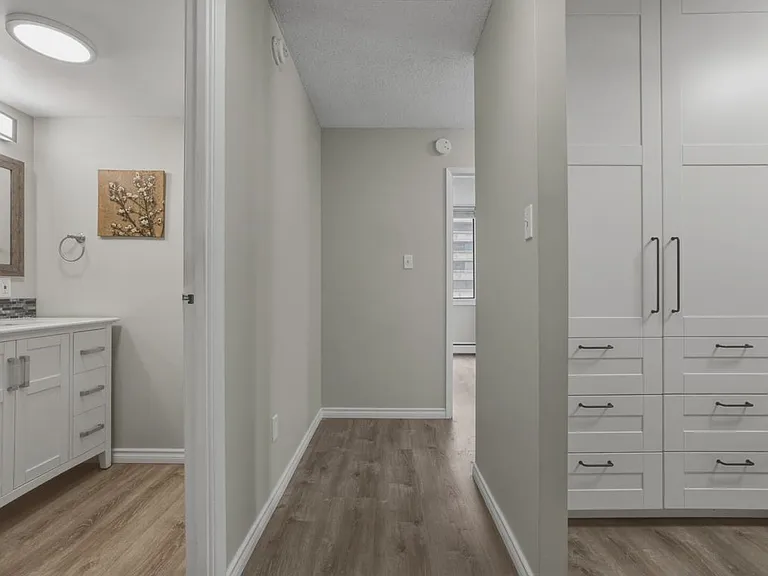 3755 Bartlett Ct #302 — Photo 18