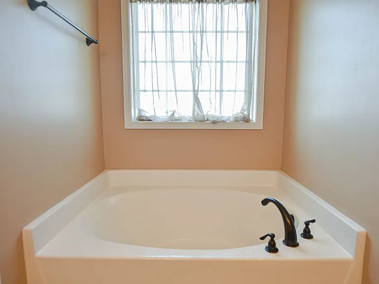 771 Sturdivant Dr — Photo 12