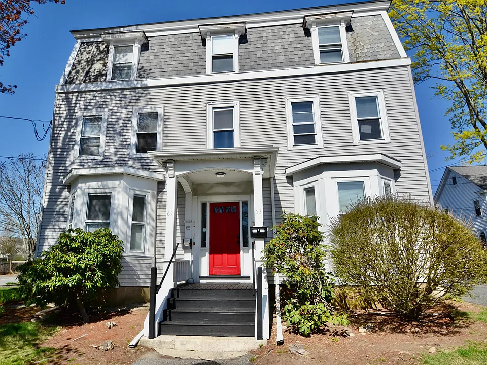 63 Cherry St #2R