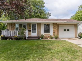 124 Atwood Dr SW, Cedar Rapids, IA 52404