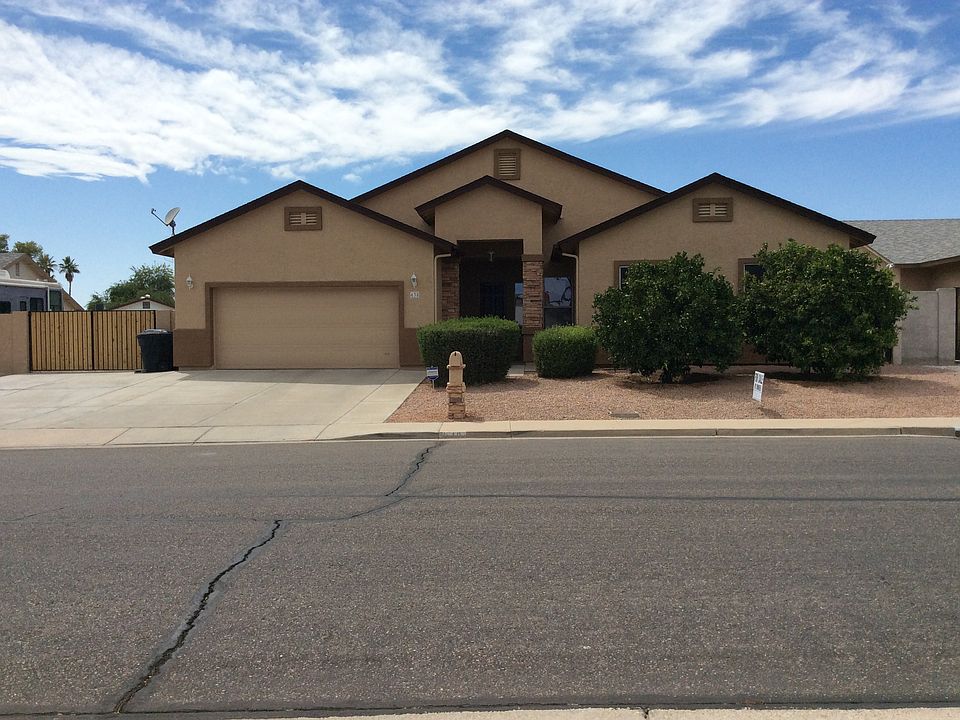 1st image of 638 N 99th St