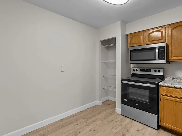 4617 Virginia Ave — Photo 10