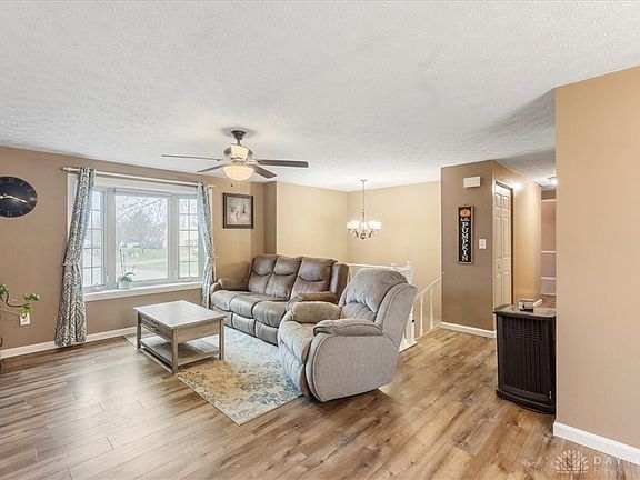 2nd image of 2253 Pinebrooke Ct