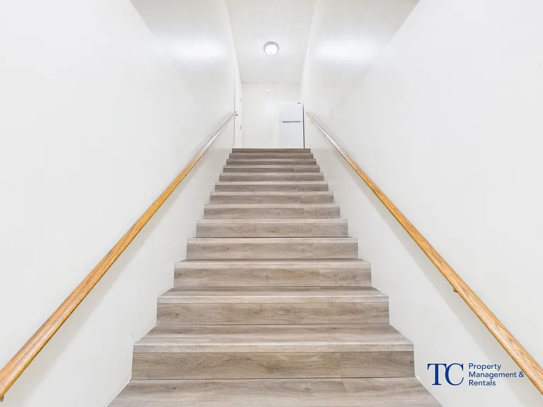 287 Foxworth Dr — Photo 4