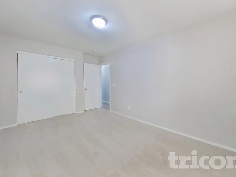 15204 N El Frio Ct — Photo 14