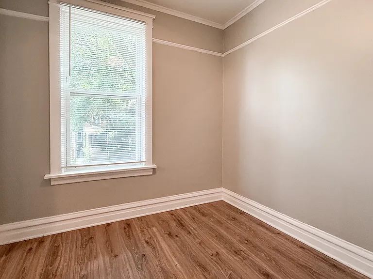 4324 N Damen Ave #2 — Photo 5