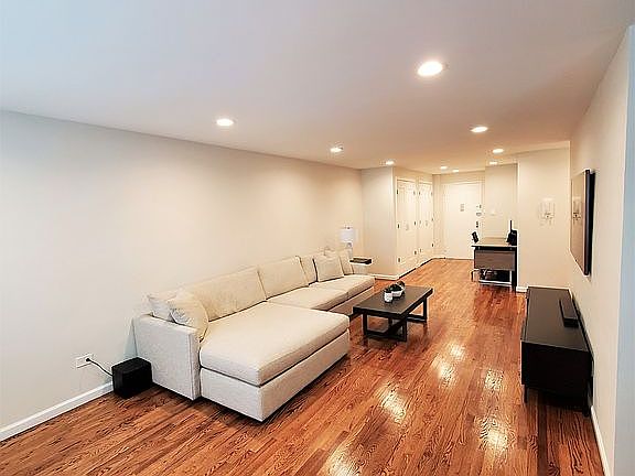5th image of 8429 153rd Ave APT 4J