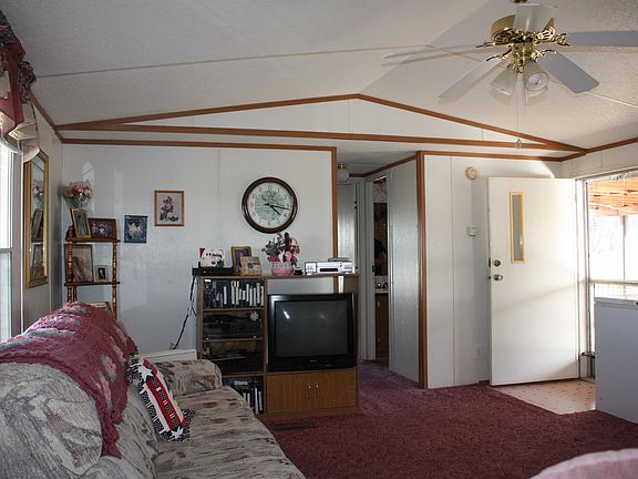 5th image of 25333 Avenue 37 #1/2