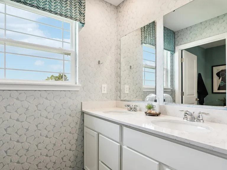 1559 Albatross St — Photo 30