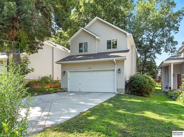 6033 Charles St, Omaha, NE 68132