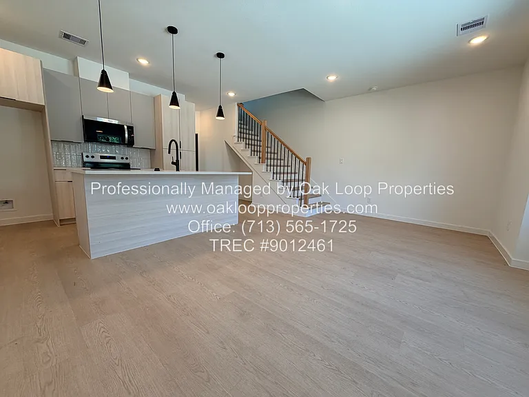 1031 N Ln #B — Photo 9