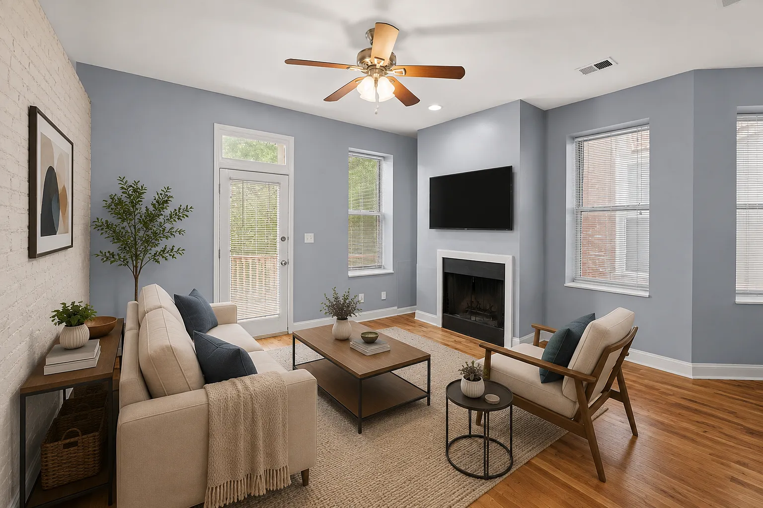 1 bed, 1.0 bath, 900 sqft, $1,125 — Photo 1