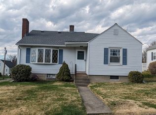 41 Fales St, Worcester, MA 01606